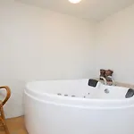 12 Person In Prázdninový dům
