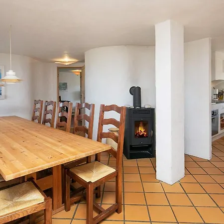 12 Person In בית נופש