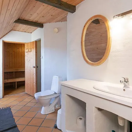 בית נופש 12 Person In *