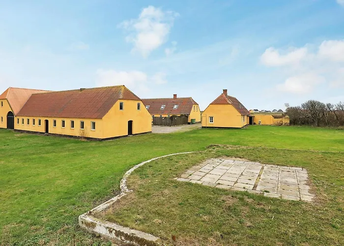 12 Person In *