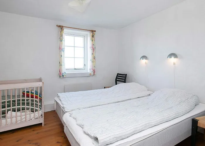 Vakantiehuis 12 Person In *