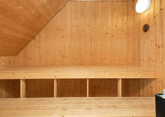 12 Person In Vakantiehuis *